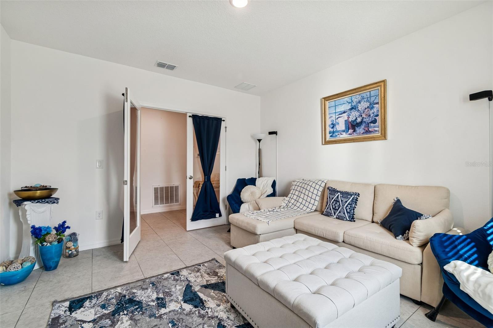 ROYAL HIGHLANDS UNIT 8 - Residential