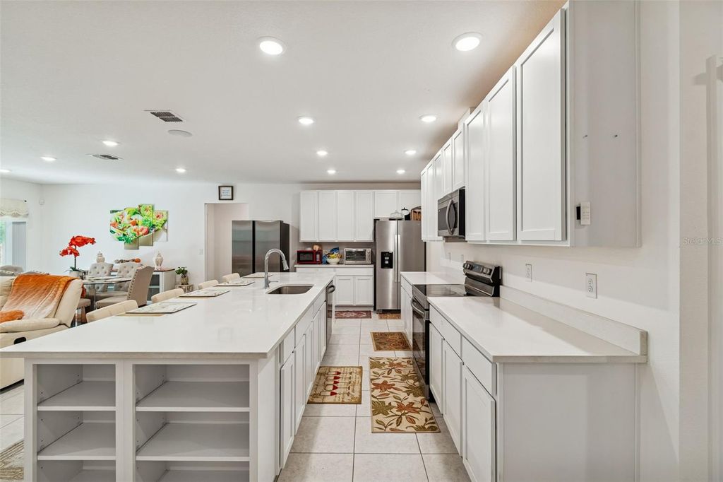 Photo of 16301 Greenback Rd, Weeki Wachee, FL 34614 (MLS # TB8486974)