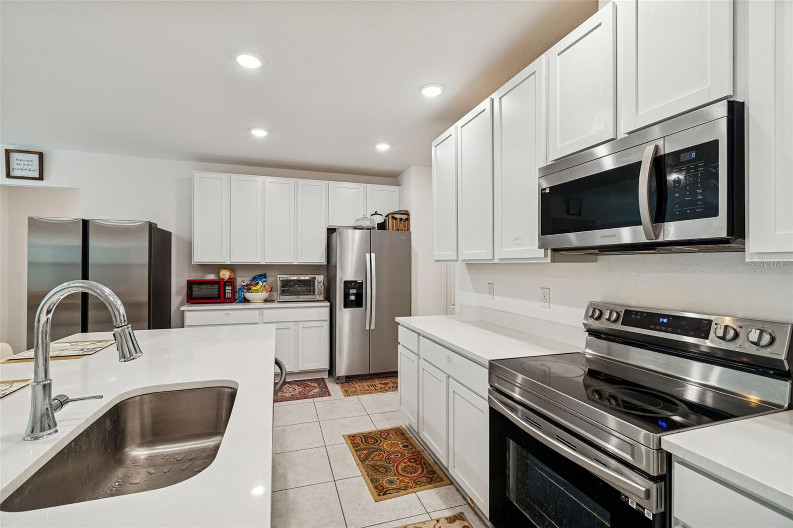 ROYAL HIGHLANDS UNIT 8 - Residential