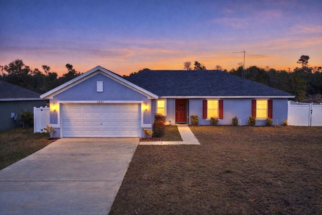 Photo of 3321 SW 153rd Place Road, Ocala, FL 34473 (MLS # OM716499)