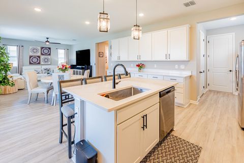 Tiny photo for 3711 Malad Way, Tavares, FL 32778 (MLS # O6328334)