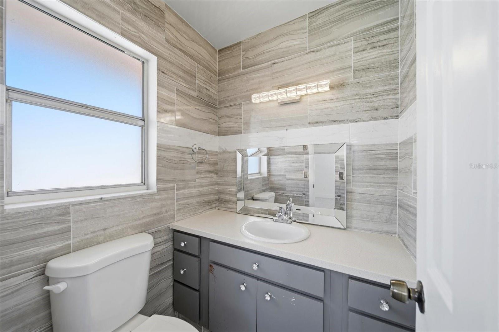 FARRINGTON ARMS CONDO - Residential