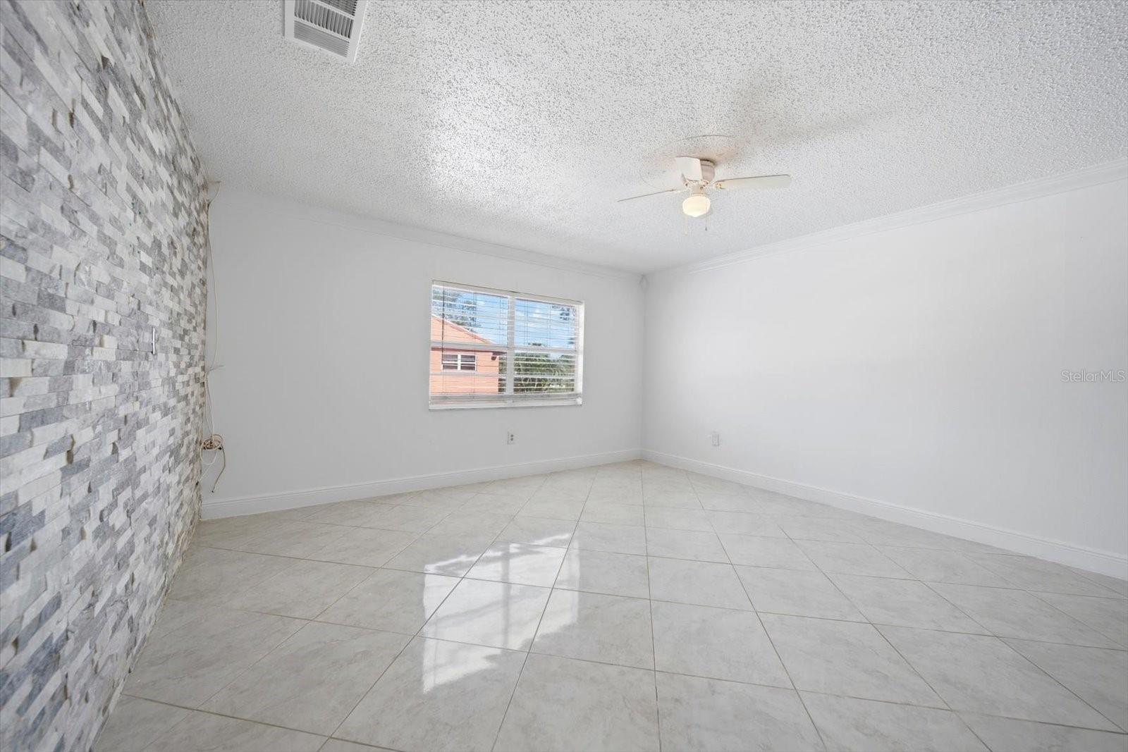 FARRINGTON ARMS CONDO - Residential