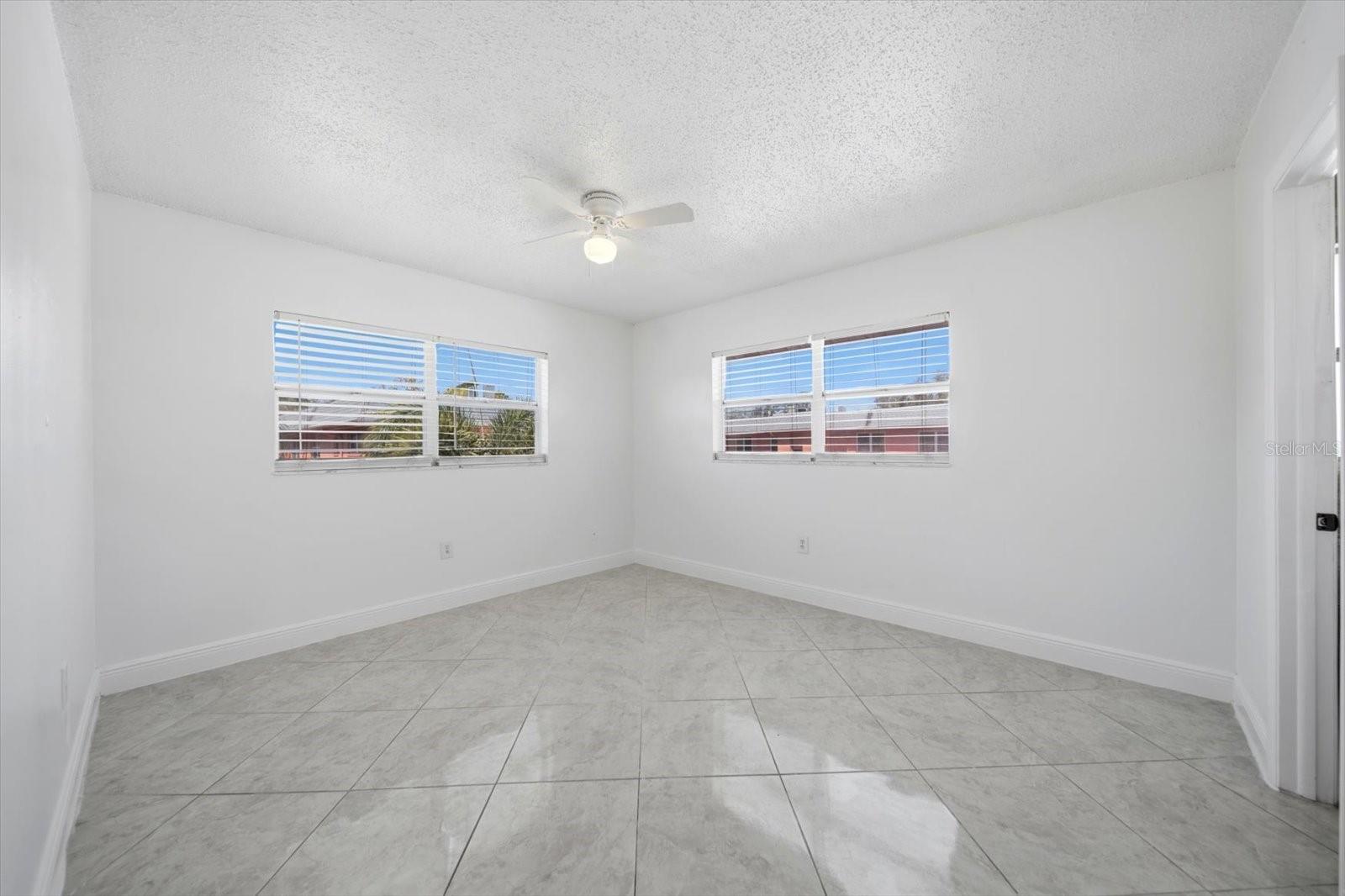 FARRINGTON ARMS CONDO - Residential