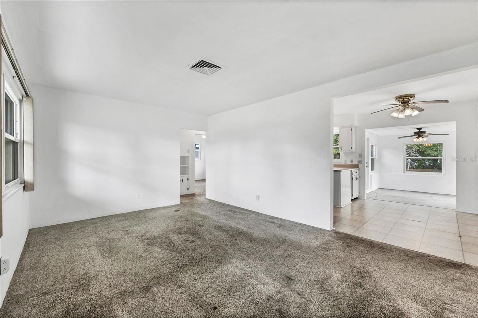 SUNSHINE GROVES - Residential