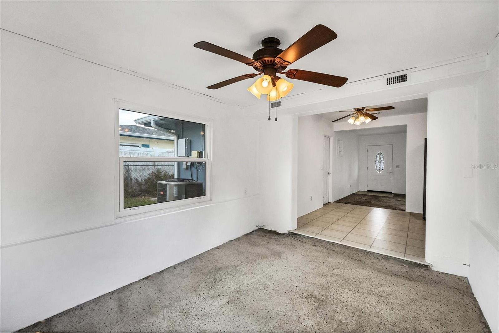 SUNSHINE GROVES - Residential