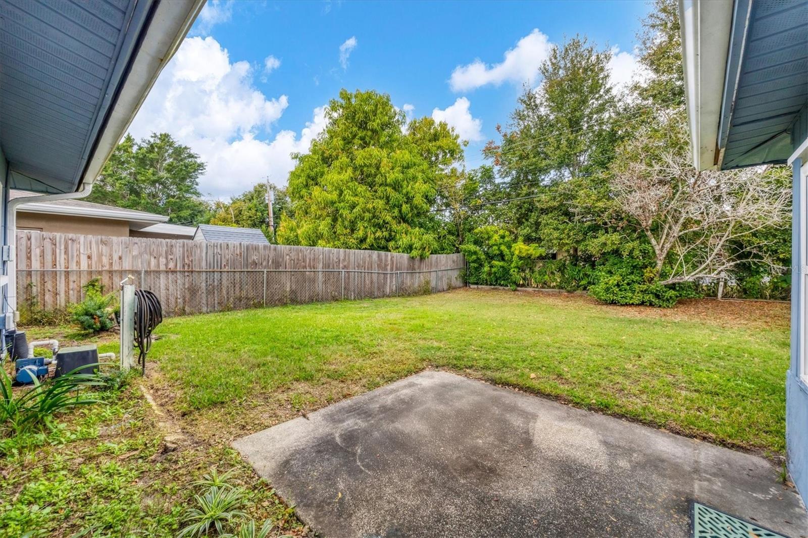 SUNSHINE GROVES - Residential