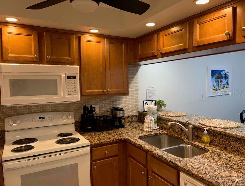 OLA GRANDE CONDO - Residential