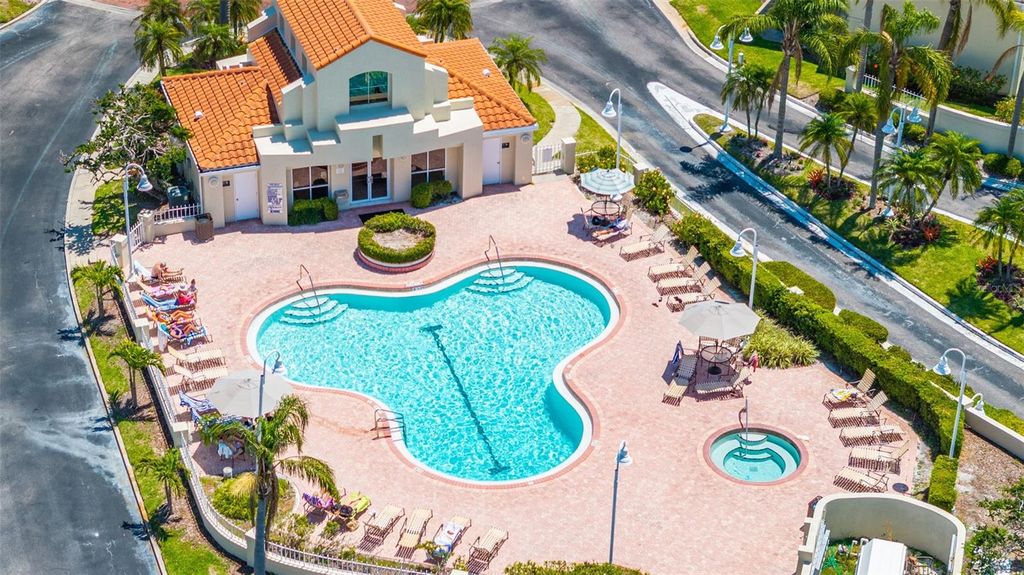 Photo of 6131 Bahia Del Mar Blvd #240, St Petersburg, FL 33715 (MLS # TB8369520)