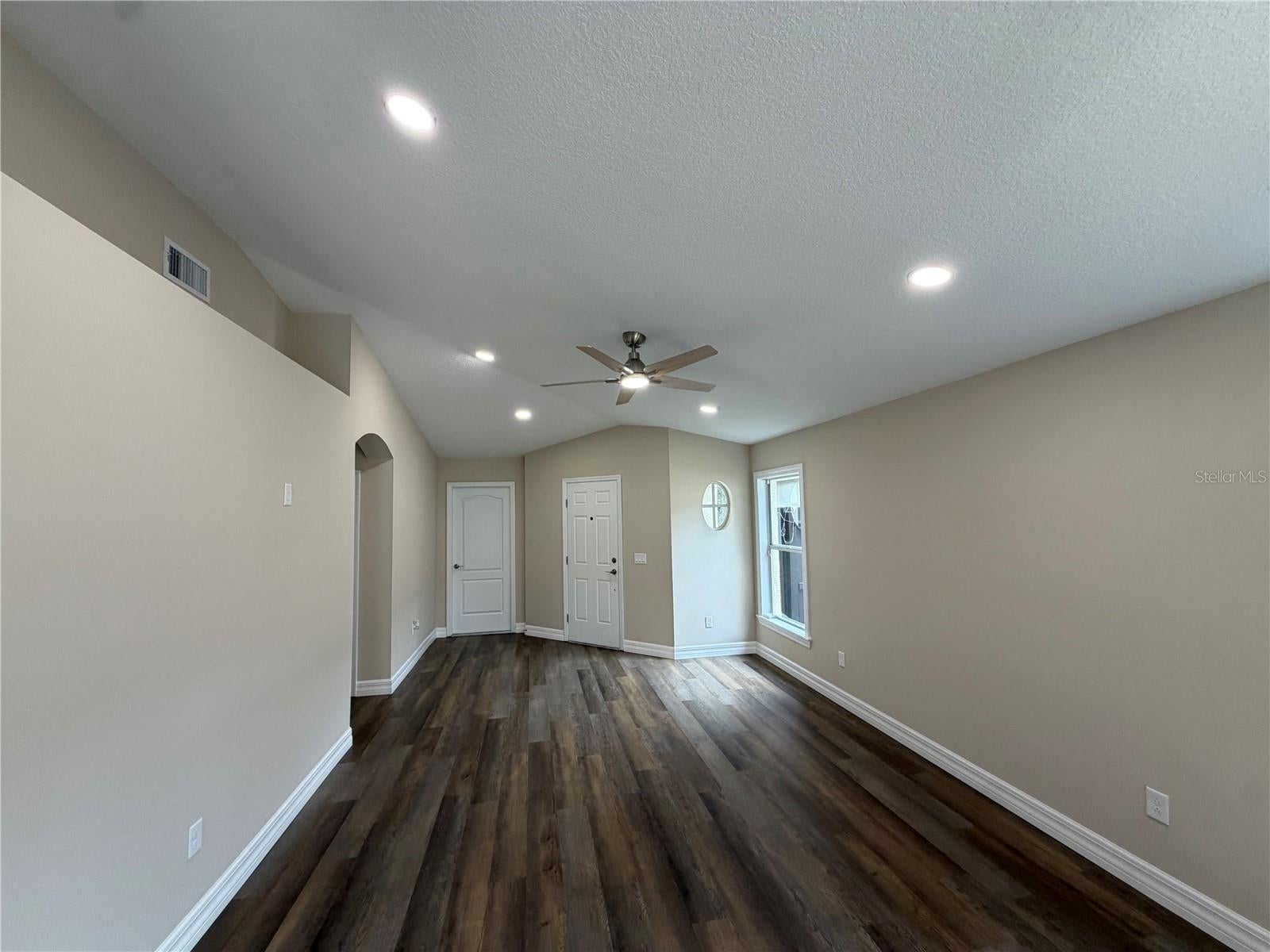 1614 MOSAIC FOREST DRIVE