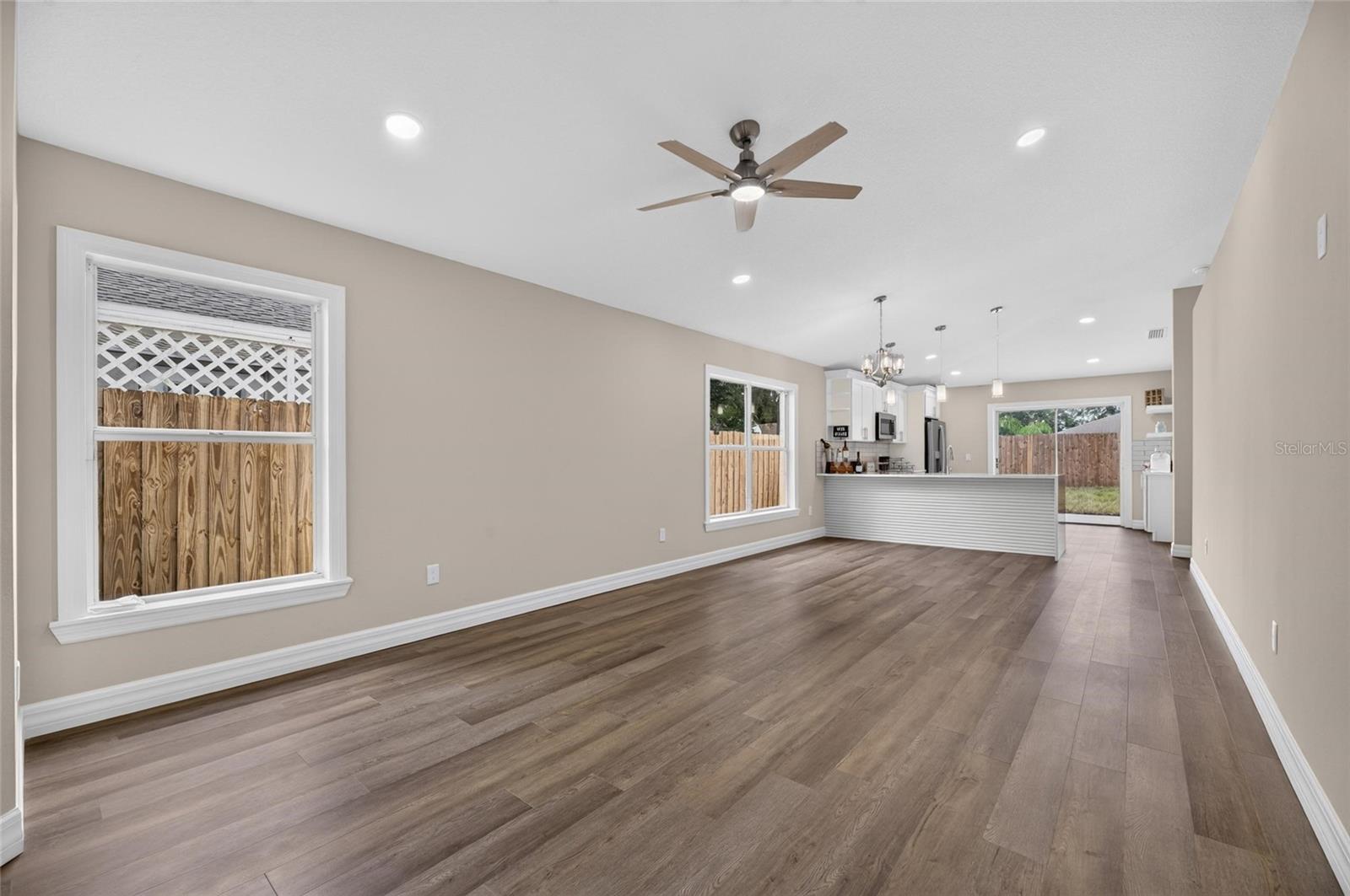 1614 MOSAIC FOREST DRIVE