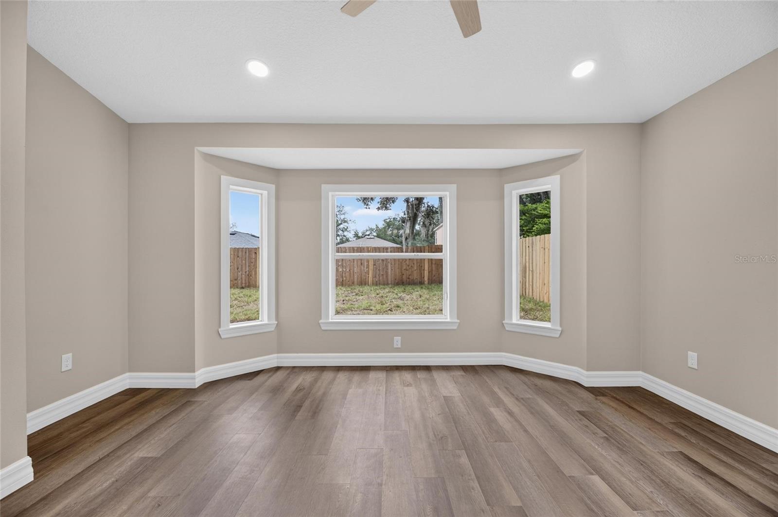 1614 MOSAIC FOREST DRIVE