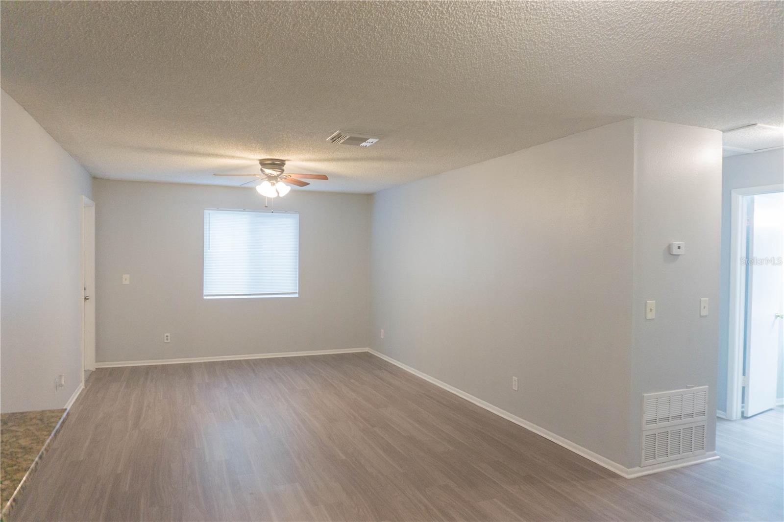 THE HAMPTONS AT BRANDON A CONDO - Residential