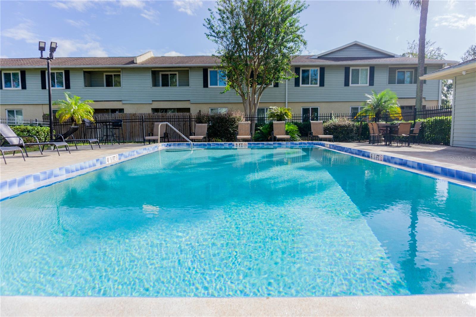 THE HAMPTONS AT BRANDON A CONDO - Residential