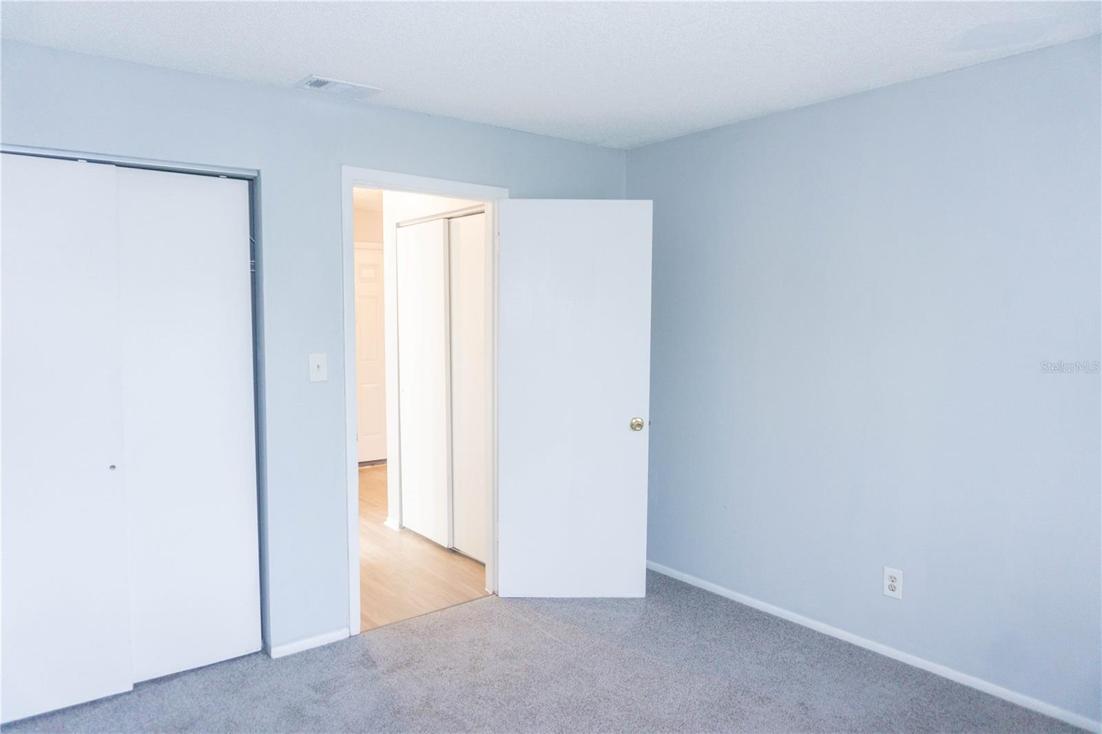 THE HAMPTONS AT BRANDON A CONDO - Residential