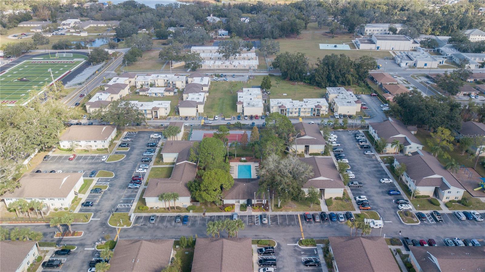 THE HAMPTONS AT BRANDON A CONDO - Residential