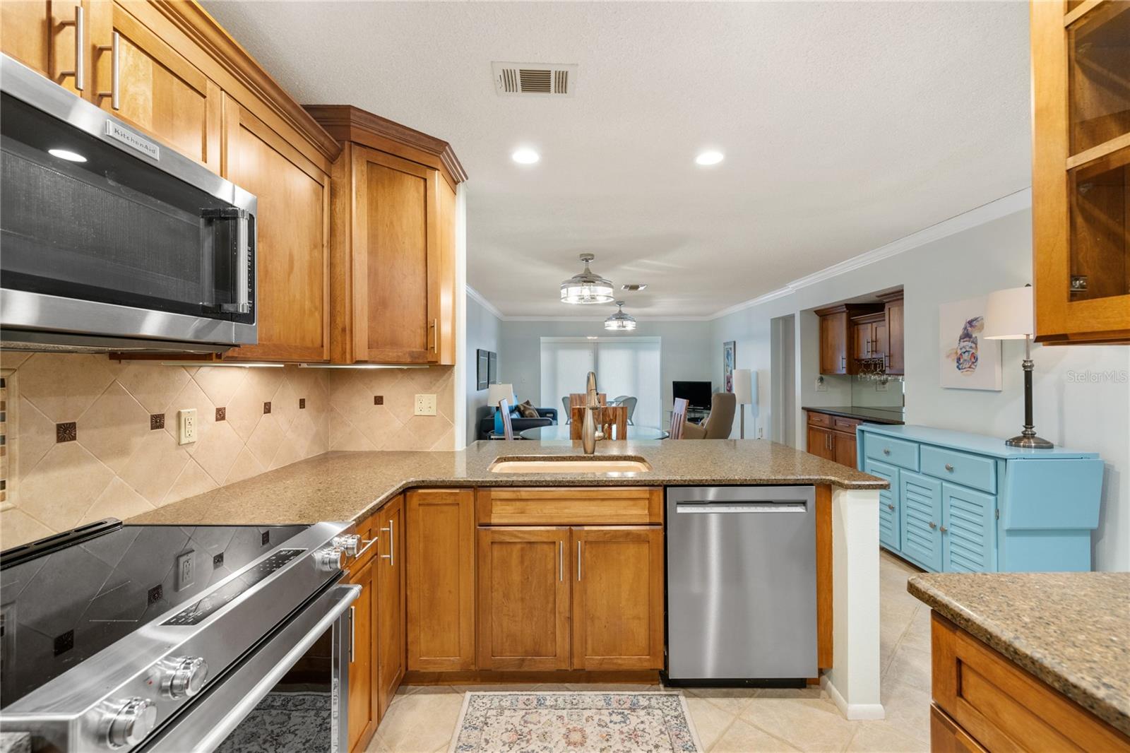 MISSION LAKES - Residential