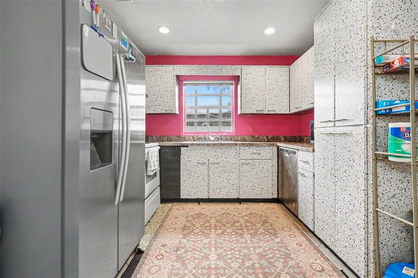 MAEBERT SUBDIVISION REPLAT BLKS 1 AND 5 - Residential