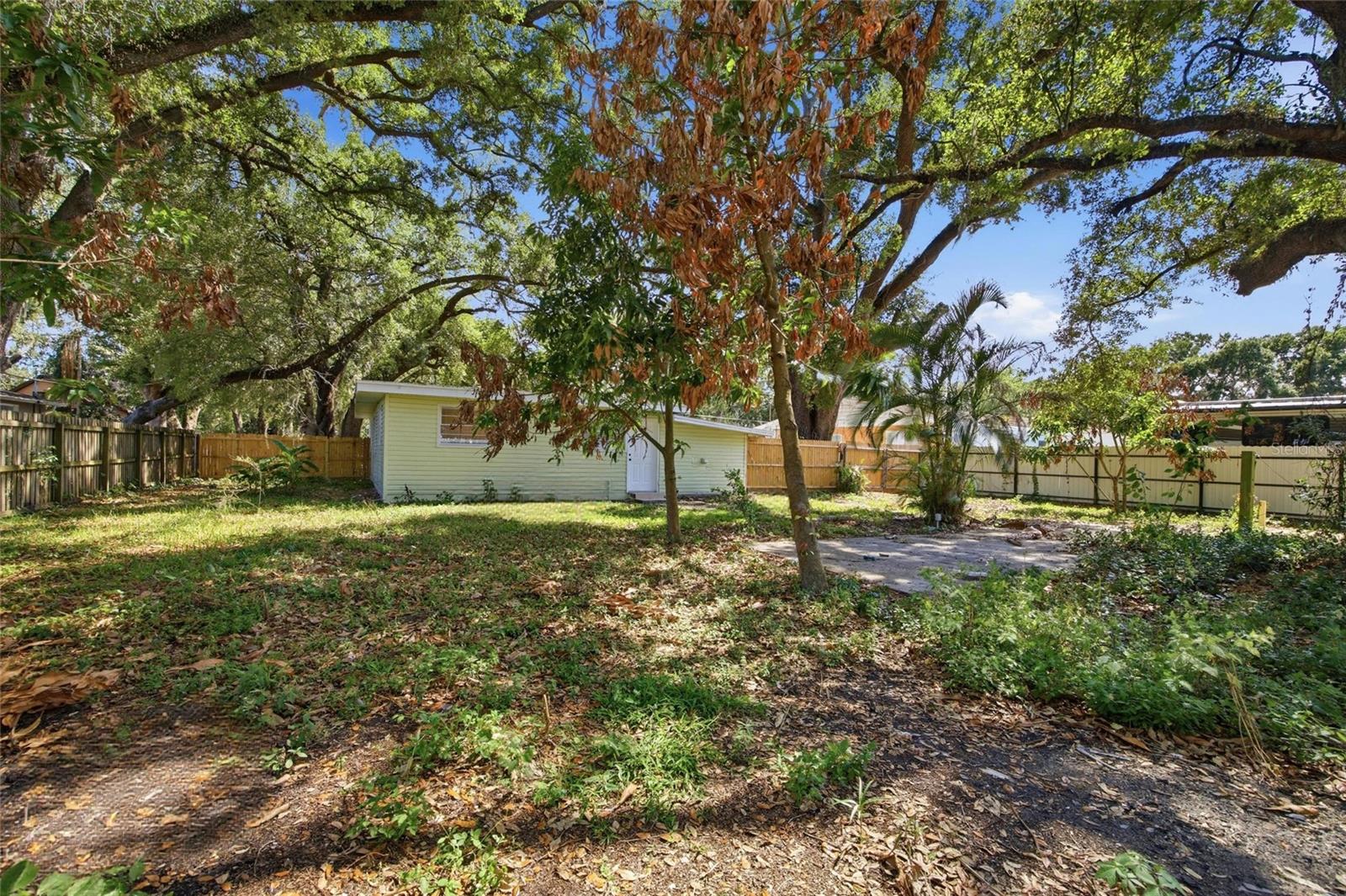 UNPLATTED - Residential