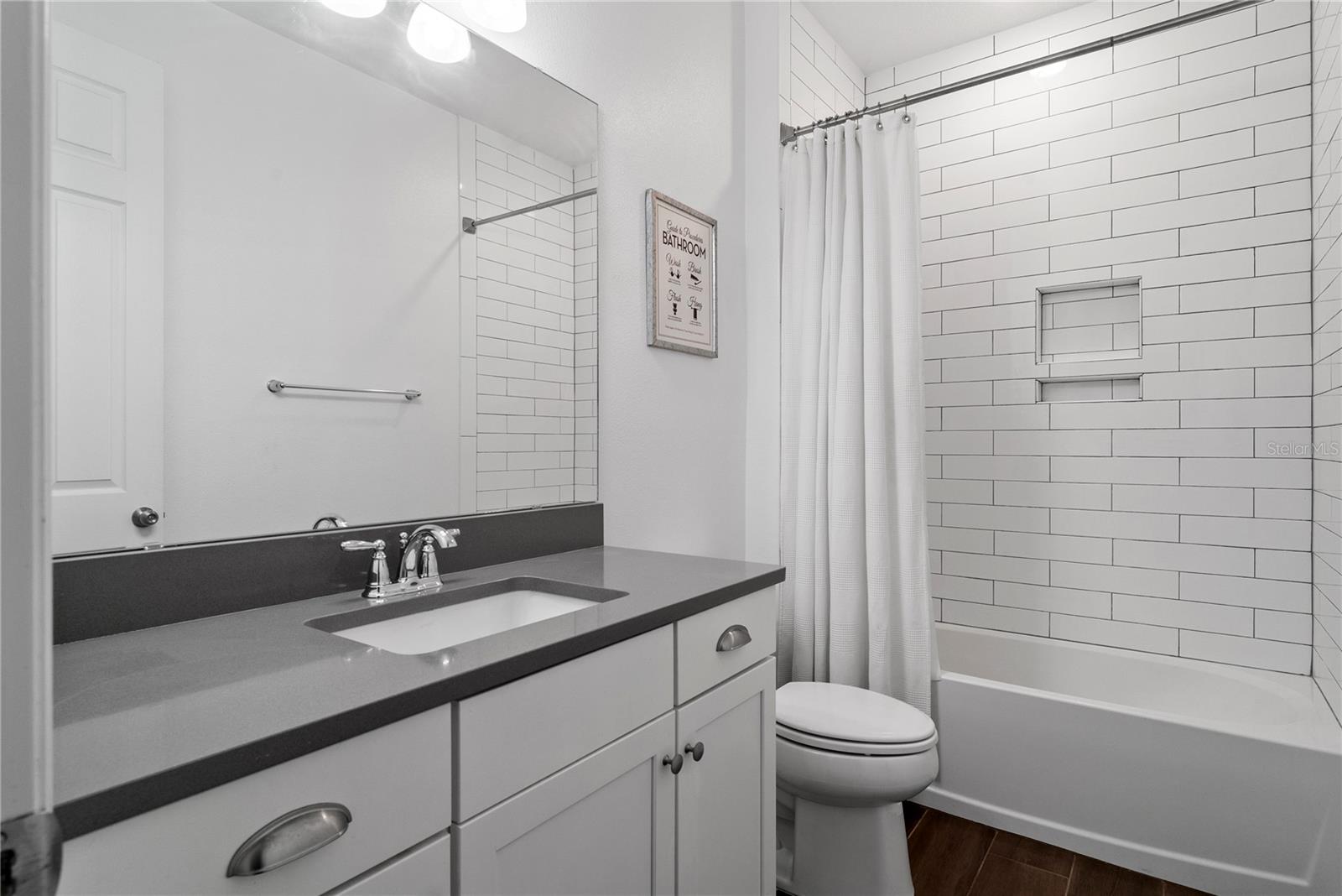 SANCTUARY / TWIN WATERS - Residential