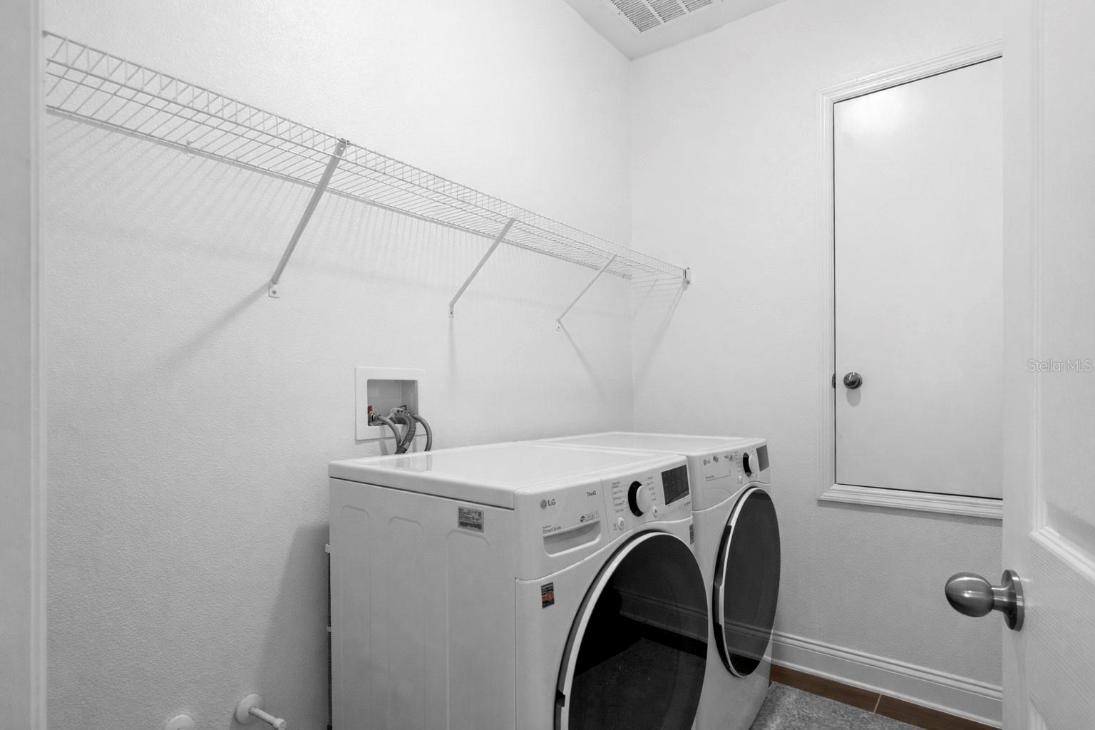 SANCTUARY / TWIN WATERS - Residential