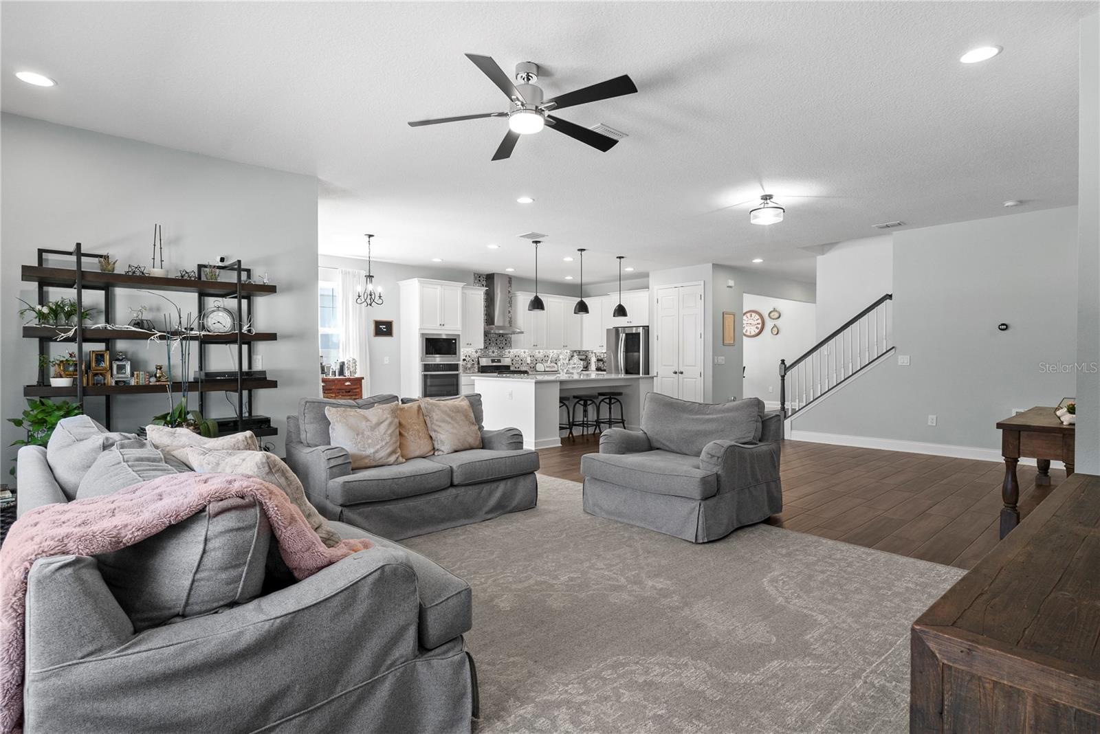 SANCTUARY / TWIN WATERS - Residential