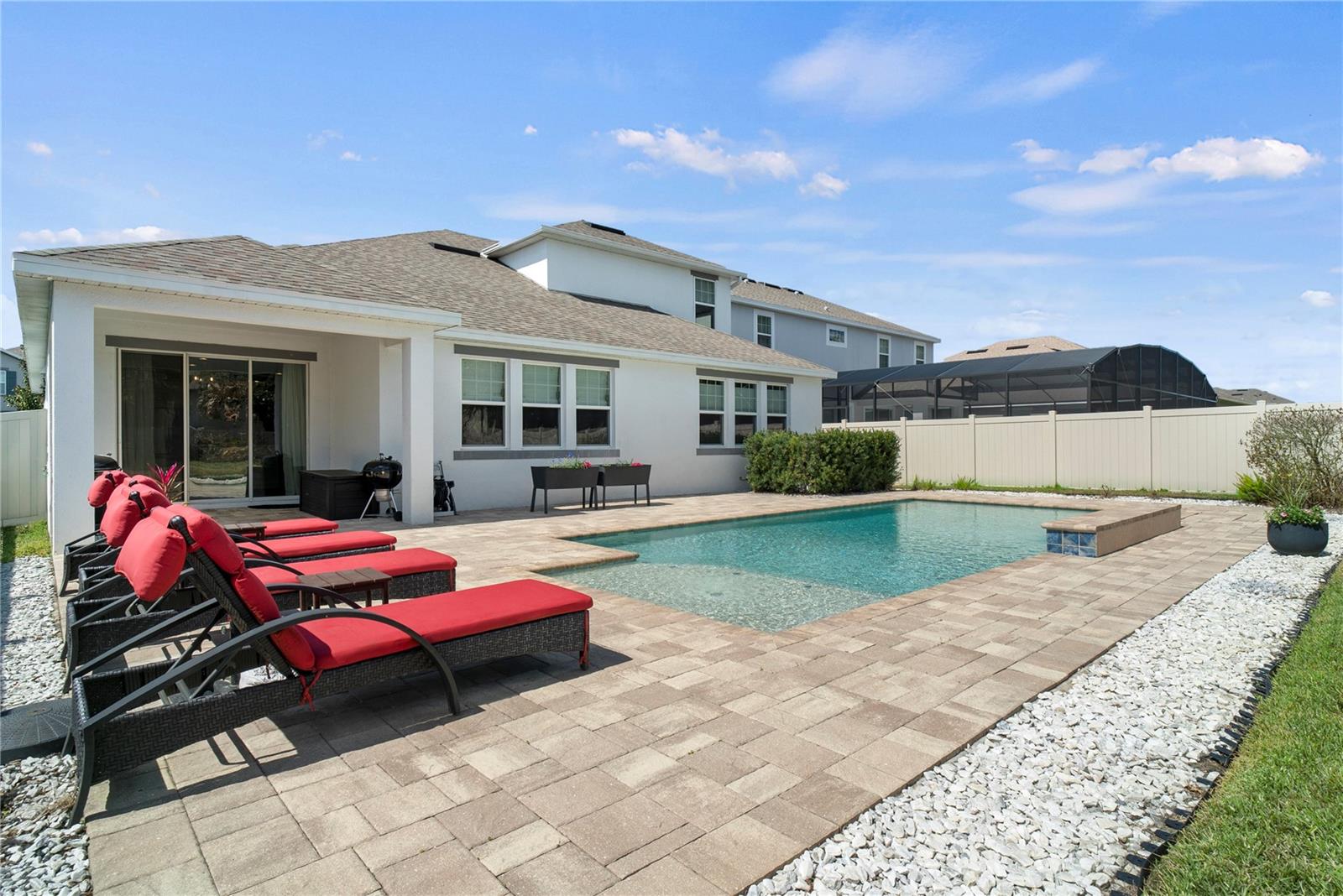 SANCTUARY / TWIN WATERS - Residential