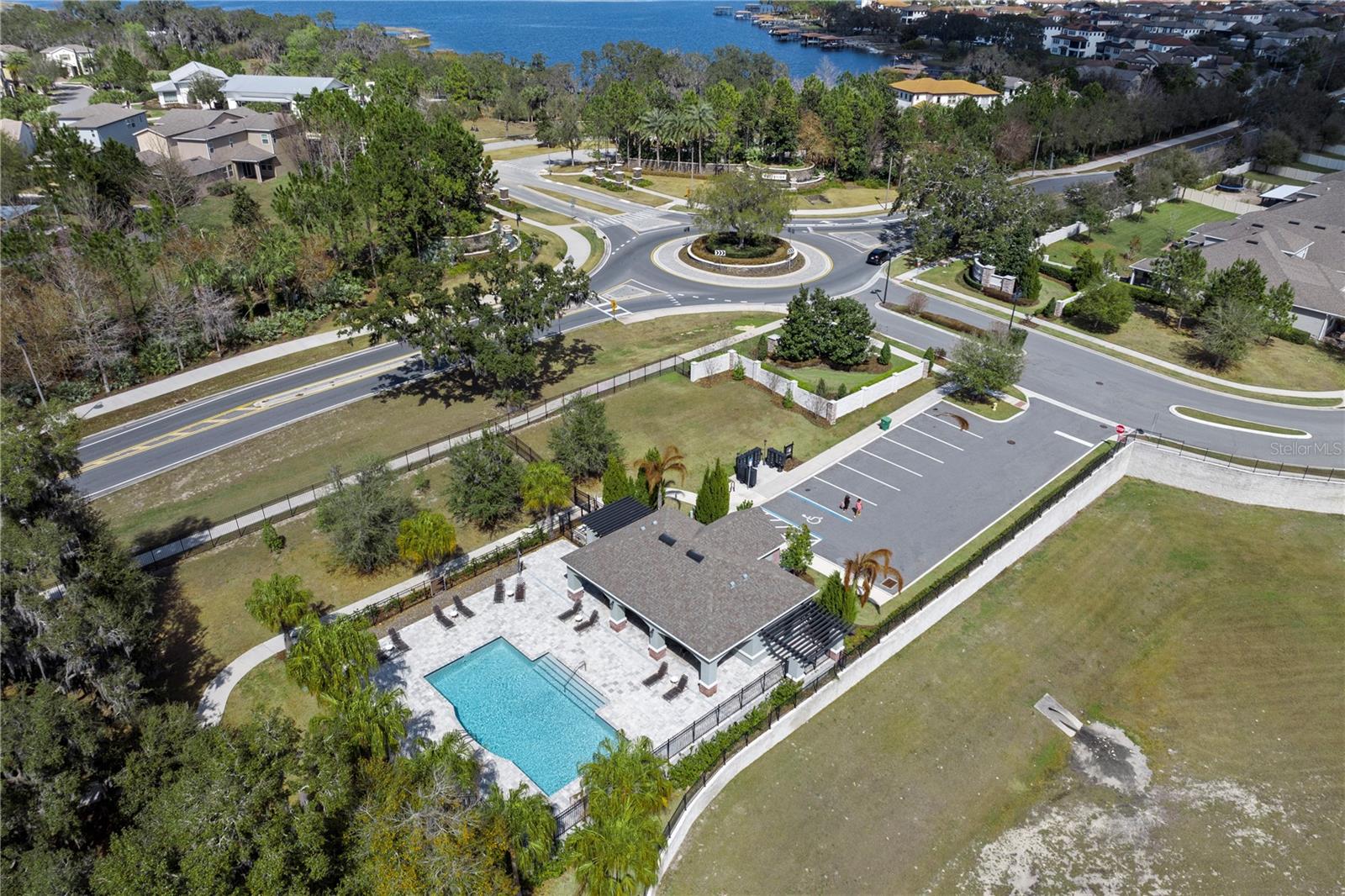 SANCTUARY / TWIN WATERS - Residential