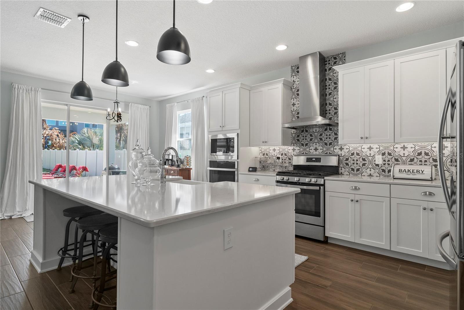 SANCTUARY / TWIN WATERS - Residential