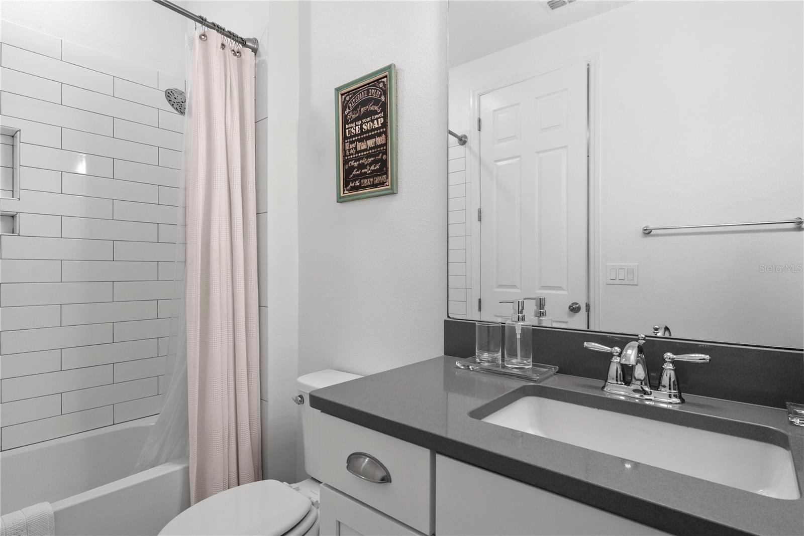 SANCTUARY / TWIN WATERS - Residential