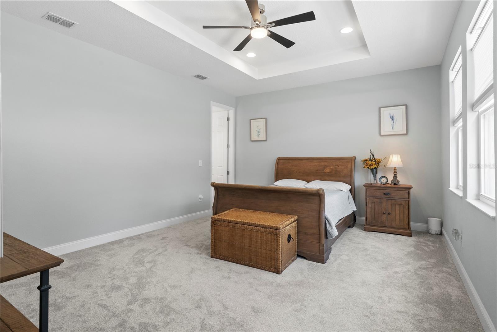 SANCTUARY / TWIN WATERS - Residential