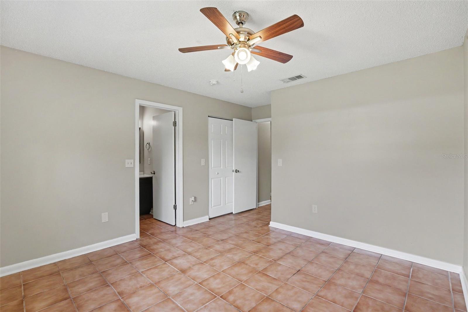 1019 AXLEWOOD CIRCLE