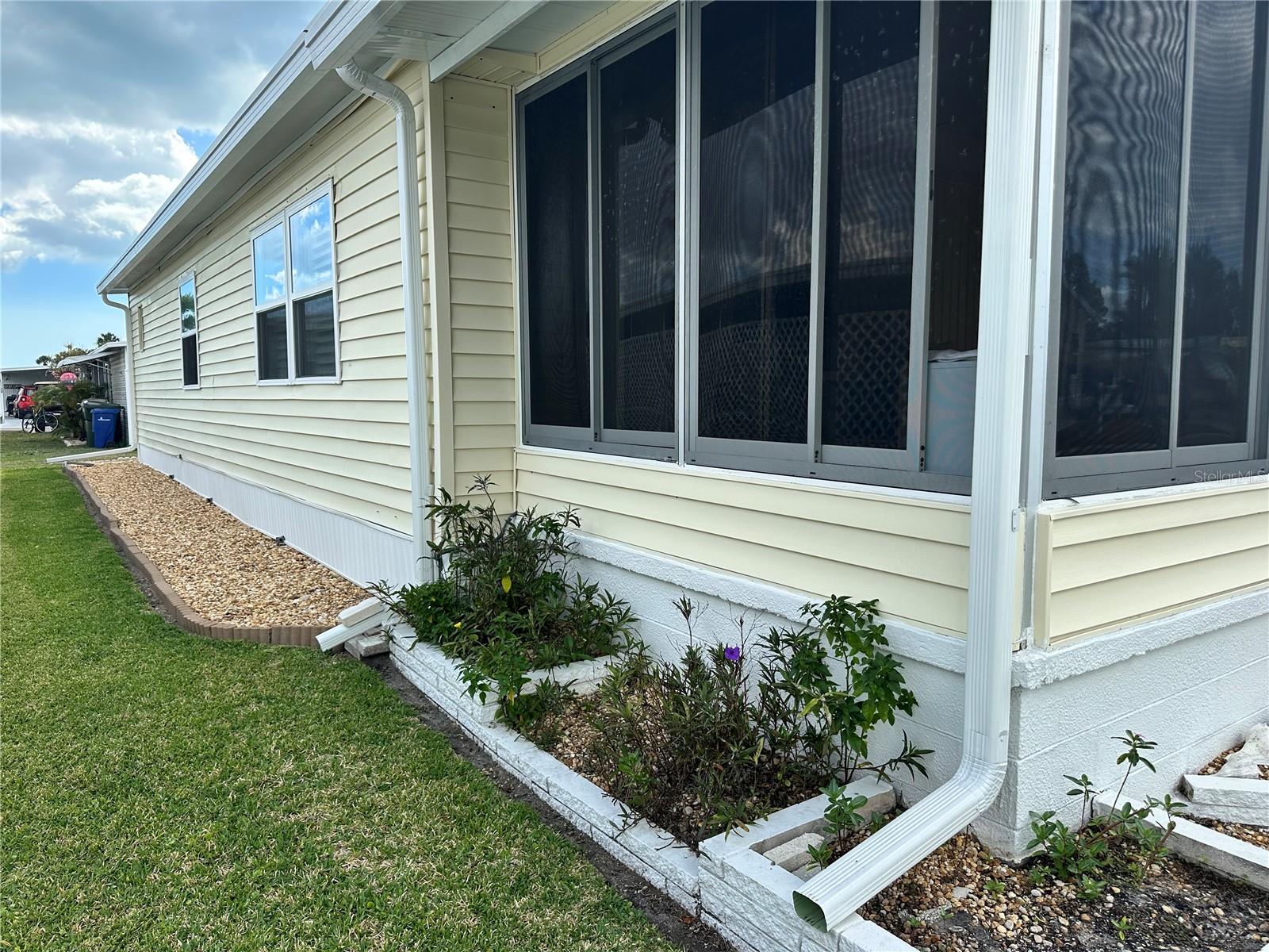 JAPANESE GARDENS MHP - Residential