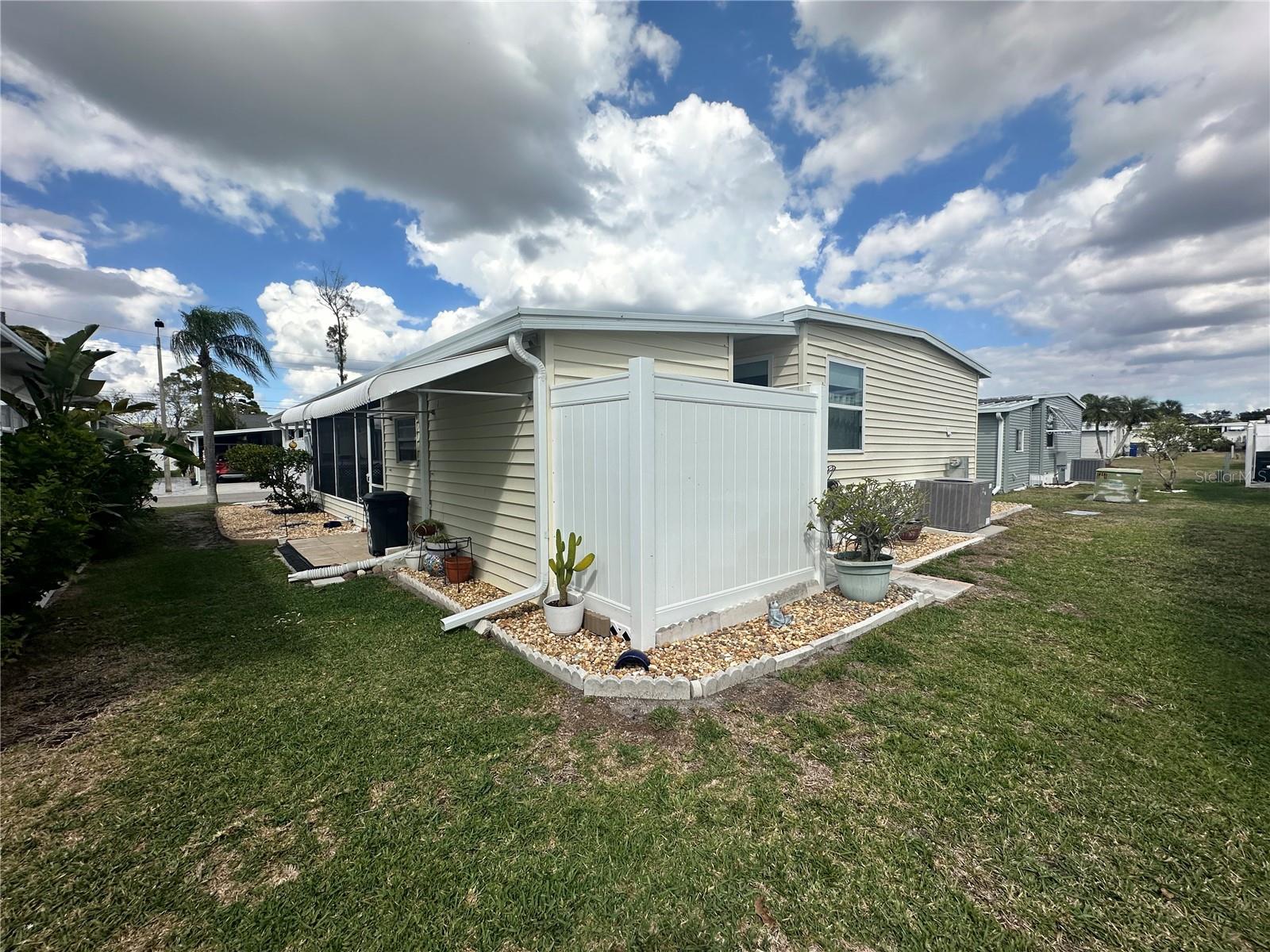 JAPANESE GARDENS MHP - Residential