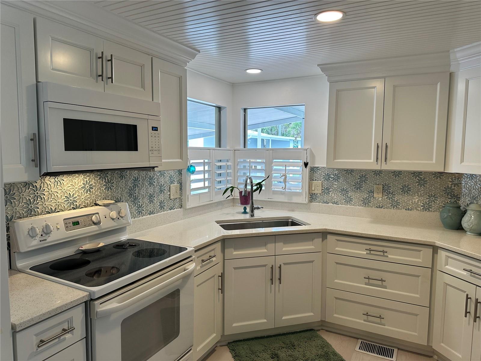 JAPANESE GARDENS MHP - Residential