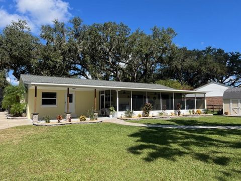 A home in BELLEVIEW