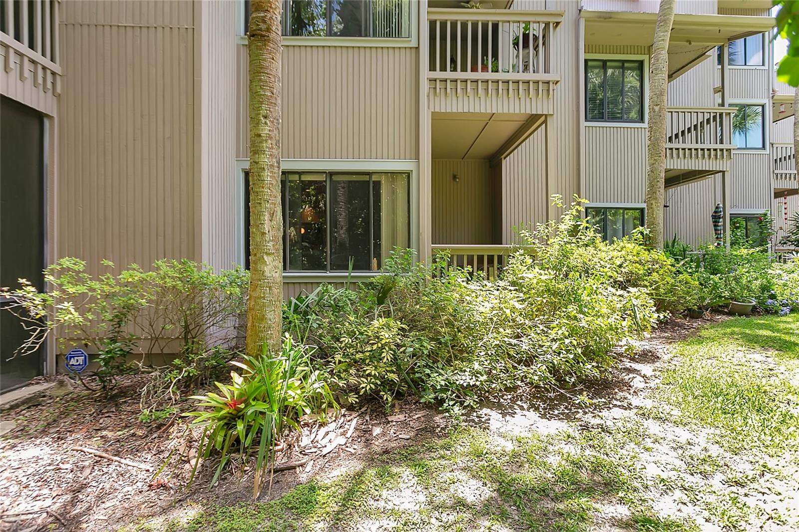 PALM SPGS CONDO AT THE SPGS - Residential