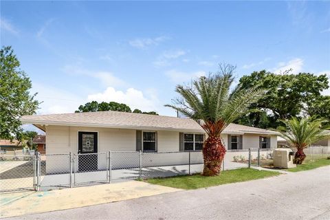 Single Family Residence in LAKELAND FL 1723 BLOSSOM CIRCLE.jpg