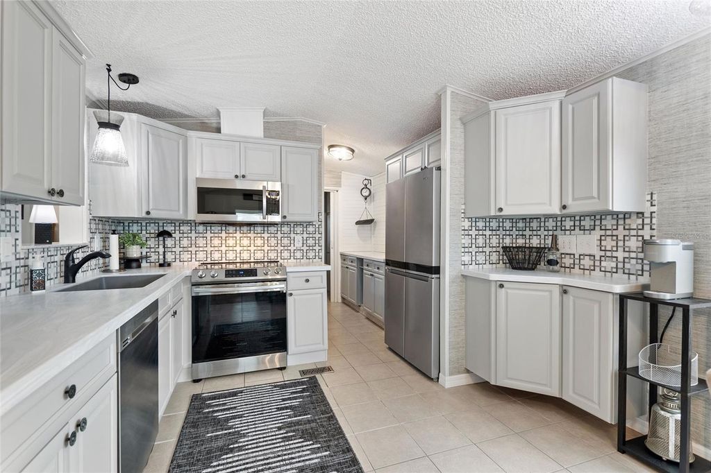 Photo of 160 Eagle Ct, Davenport, FL 33837 (MLS # S5145861)