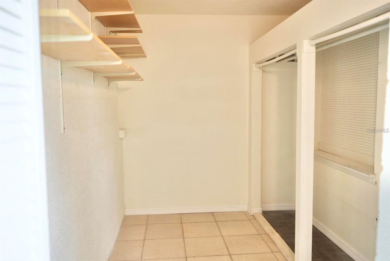 CLINTWOOD ACRES - Residential