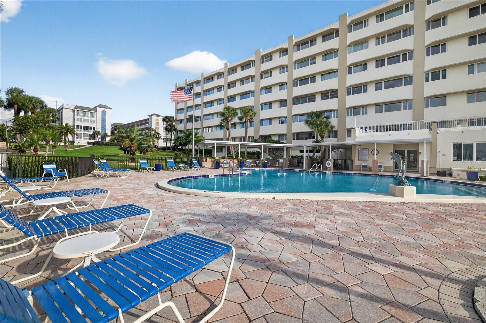 HARBOUR CLUB CONDO 3 - Residential