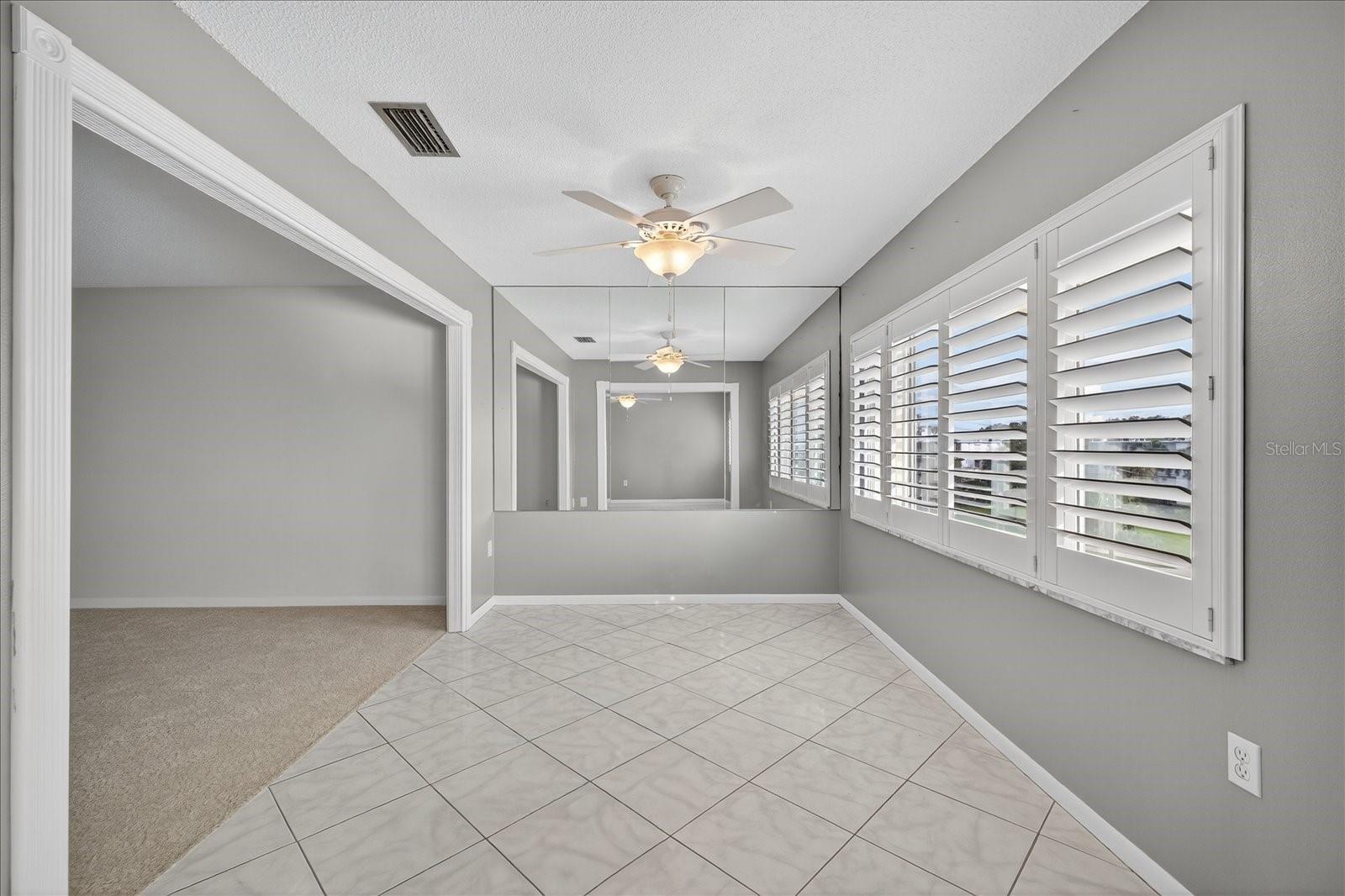 HARBOUR CLUB CONDO 3 - Residential