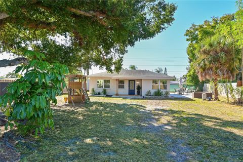 1712 63RD AVENUE W BRADENTON FL 34207