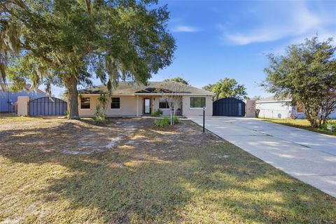 Photo of 1114 Hickory Road, Ocala, FL 34472 (MLS # OM700488)