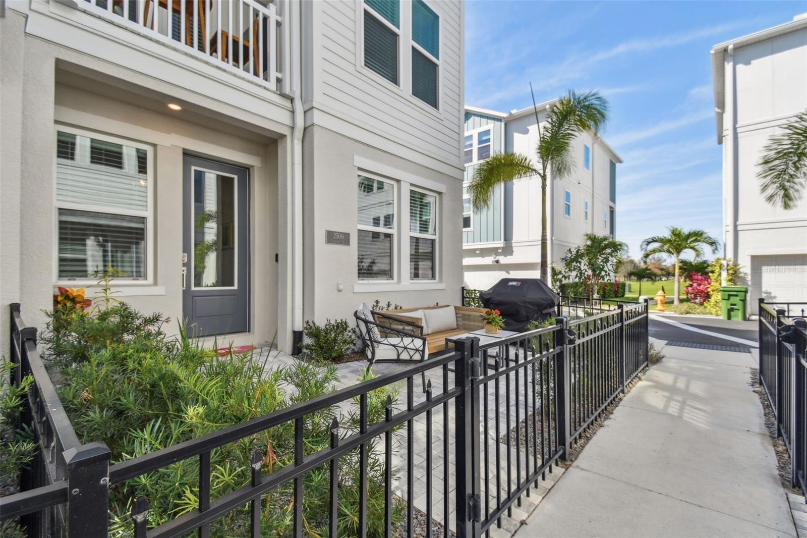 2500 BOONE COURT
