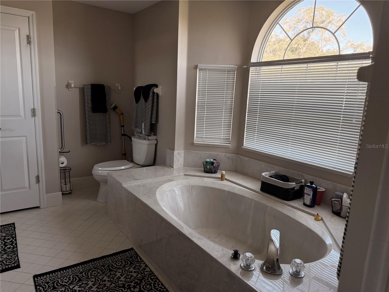 MAJESTIC OAKS SECOND ADD - Residential