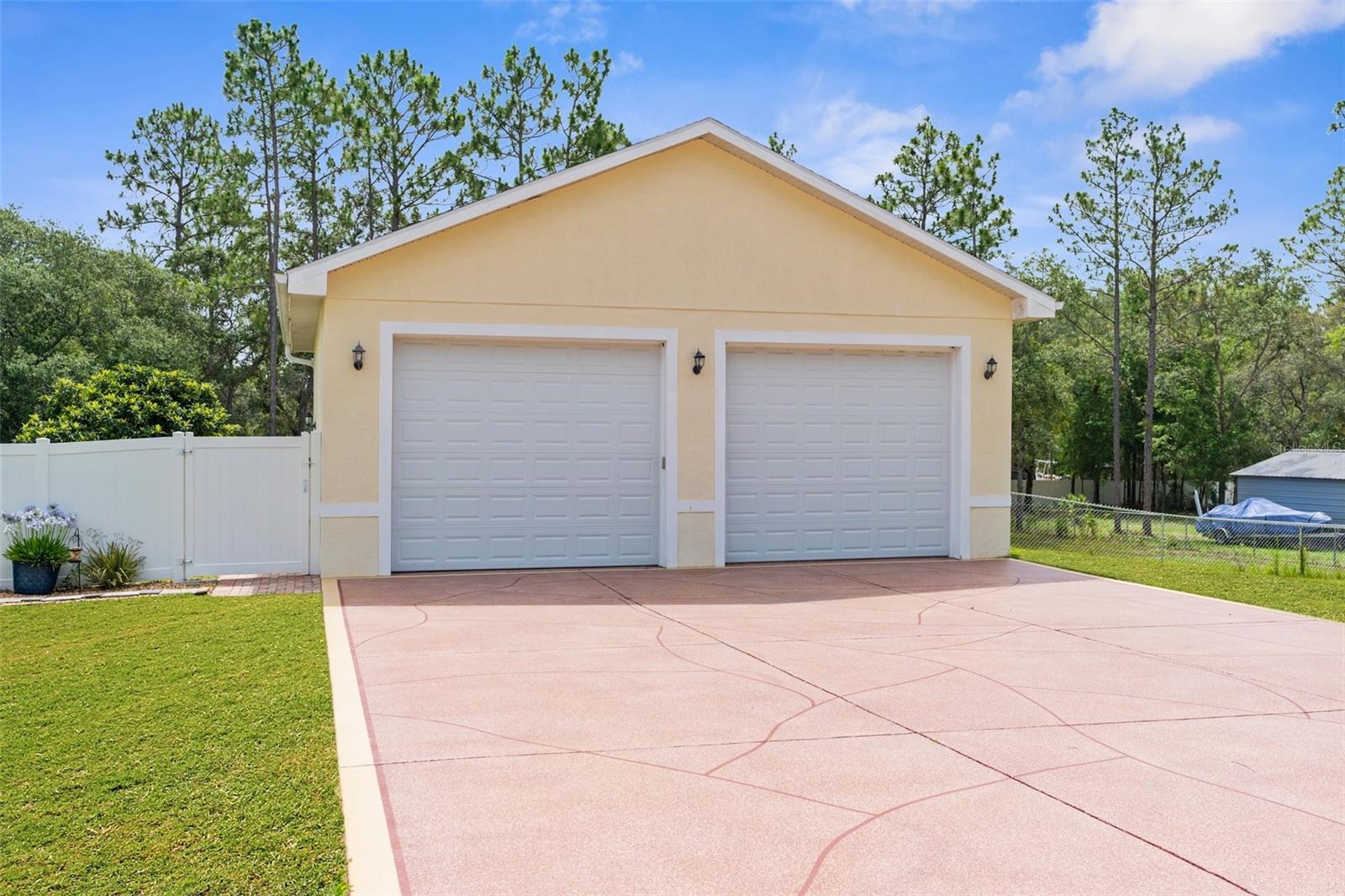 13444 ENGLISH PARROT ROAD