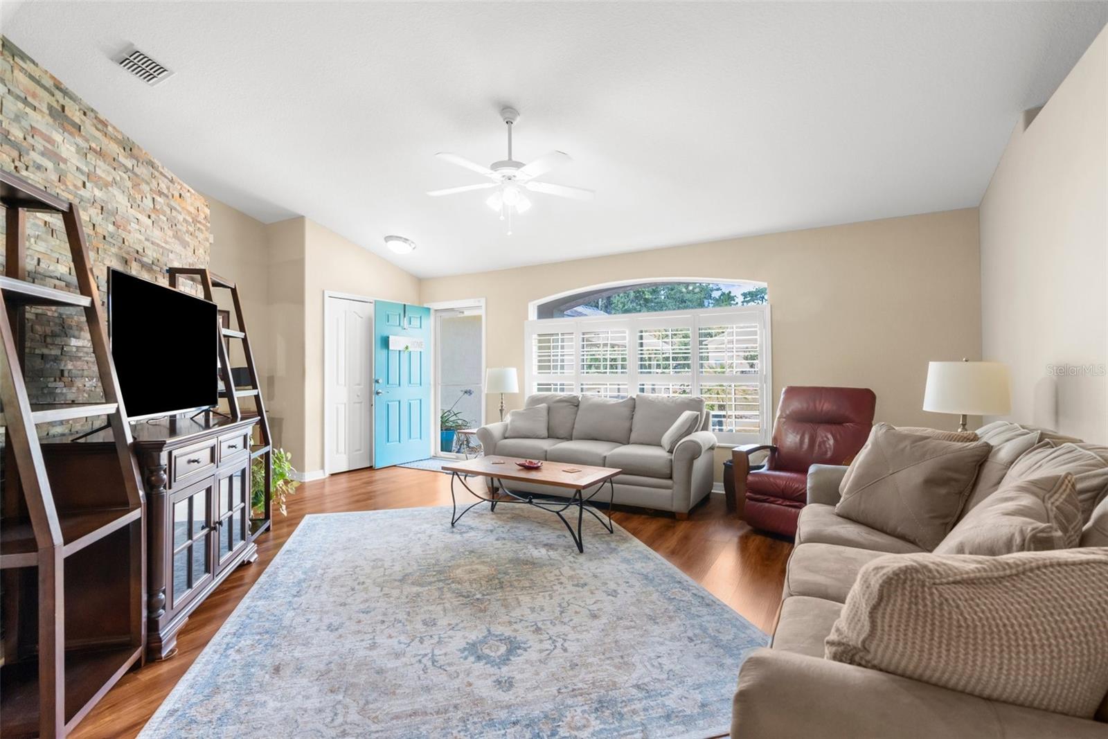 13444 ENGLISH PARROT ROAD