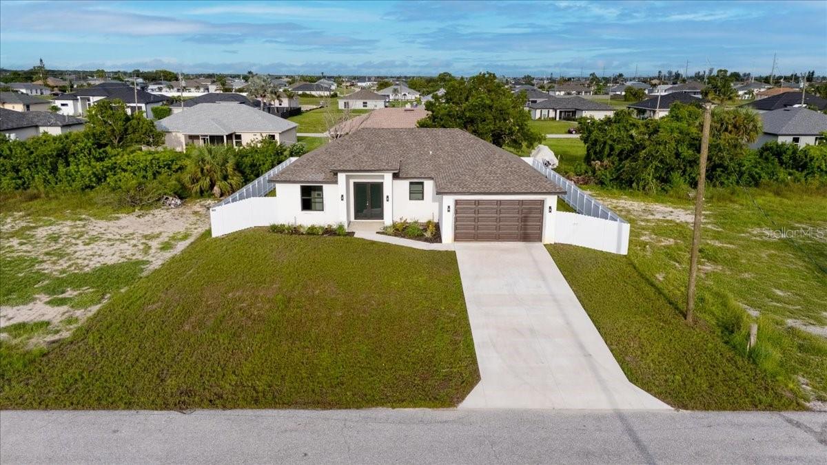 CAPE CORAL - Residential