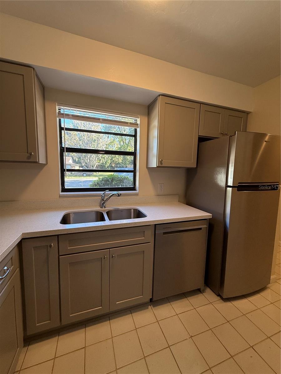 SUGARFOOT OAKS/LINTON OAKS - Residential Lease